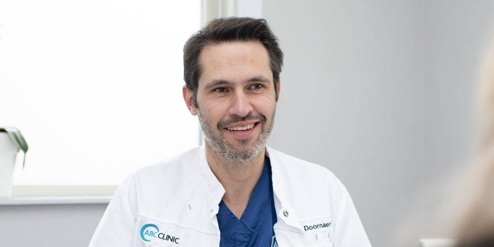Header dr. Maarten Doornaert - Plastisch chirurg